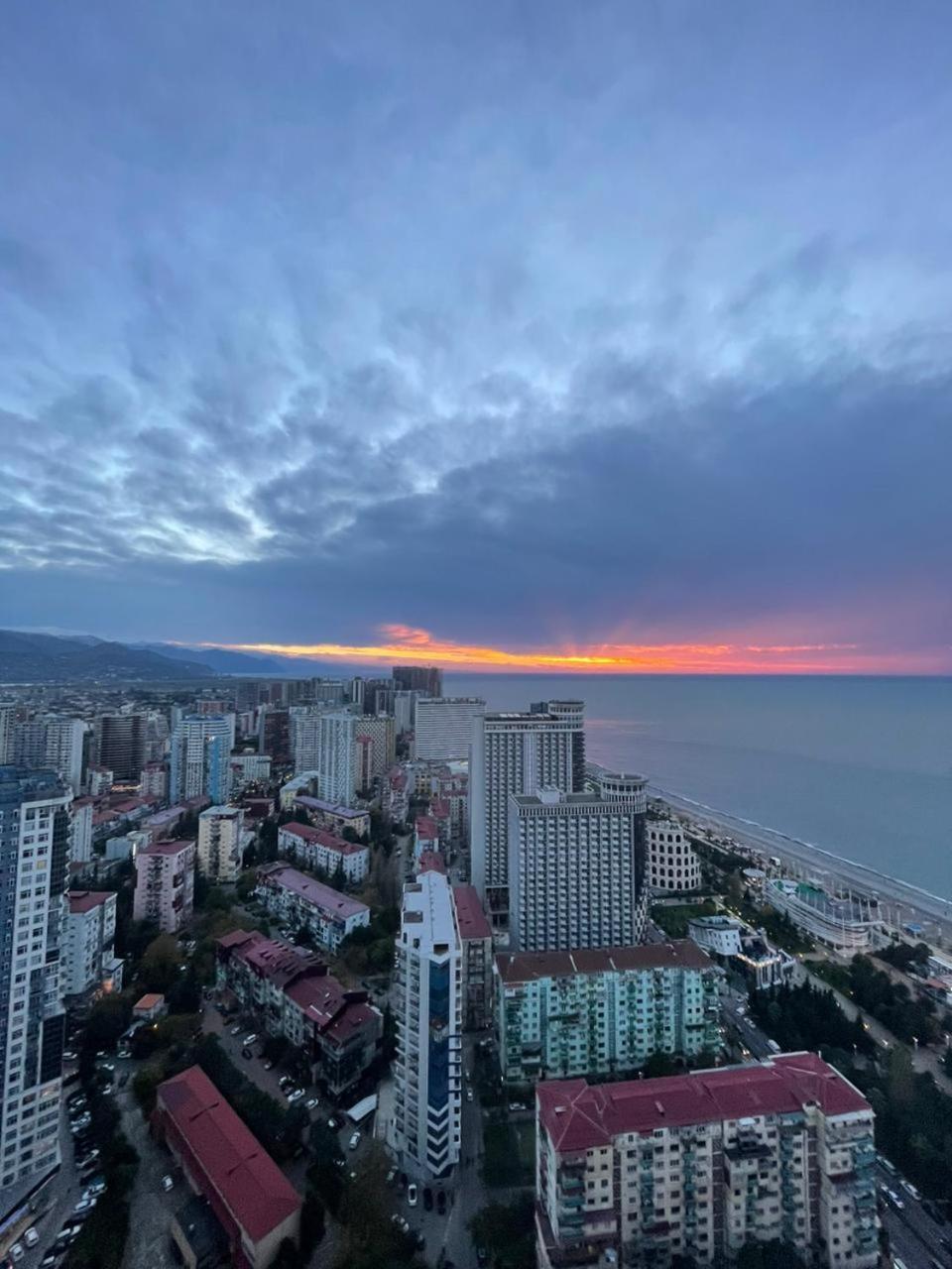 באטומי Orbi Сity Sunny Apartments High Floor מראה חיצוני תמונה